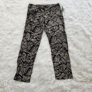 Hands to hearts size small lycra leggings